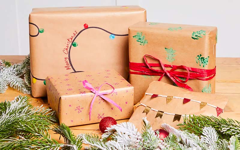 DIY Brown Paper Christmas Wrapping Ideas A selection of DIY wrapping paper ideas made from brown wrapping paper