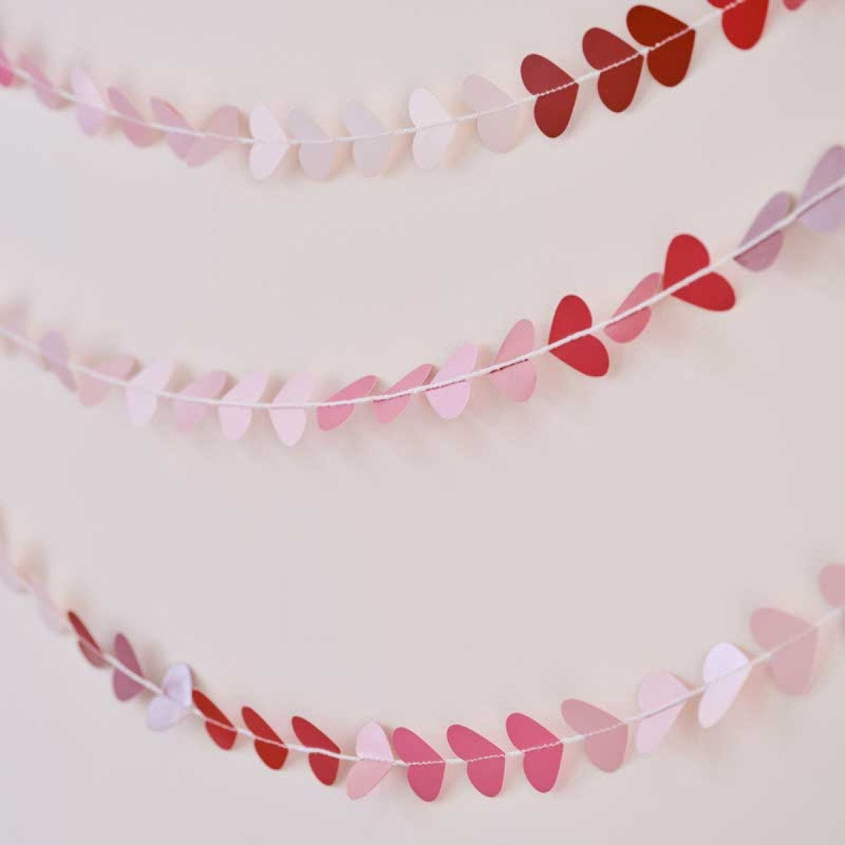 Red & Pink Ombre Heart Paper Garland - 5m