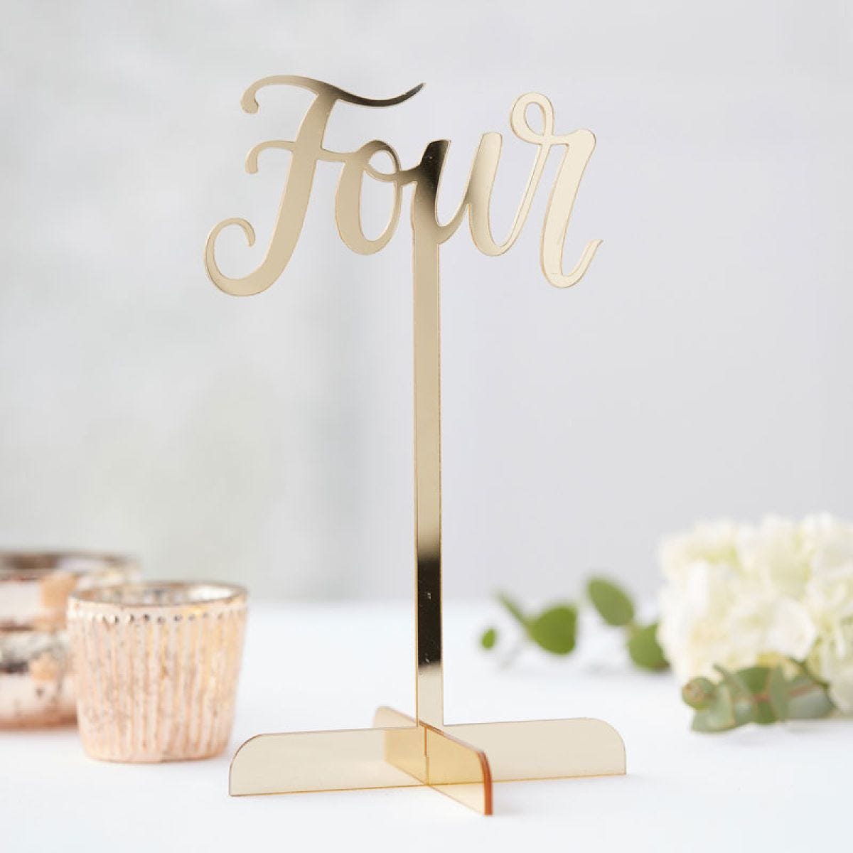 Gold Acrylic Table Numbers 1-12 (12pk)