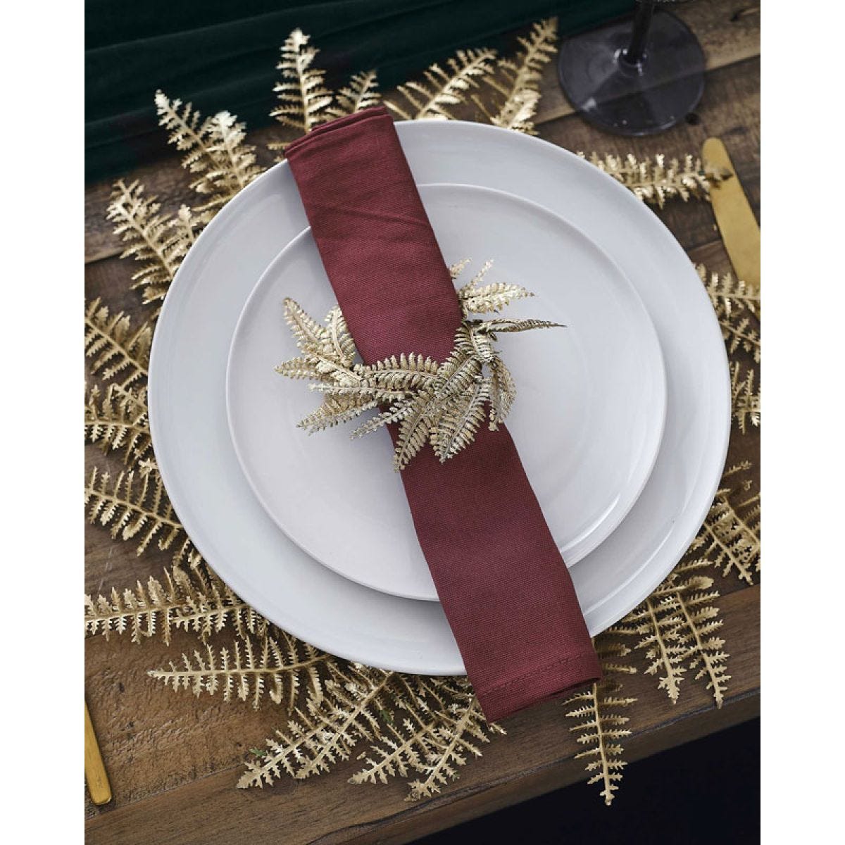 Gold Wreath Place Mats (4pk)