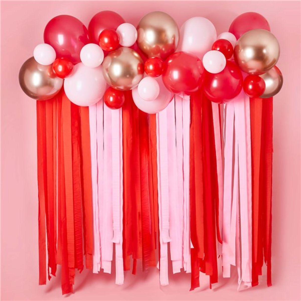 Valentine&apos;s Balloon & Streamer Backdrop