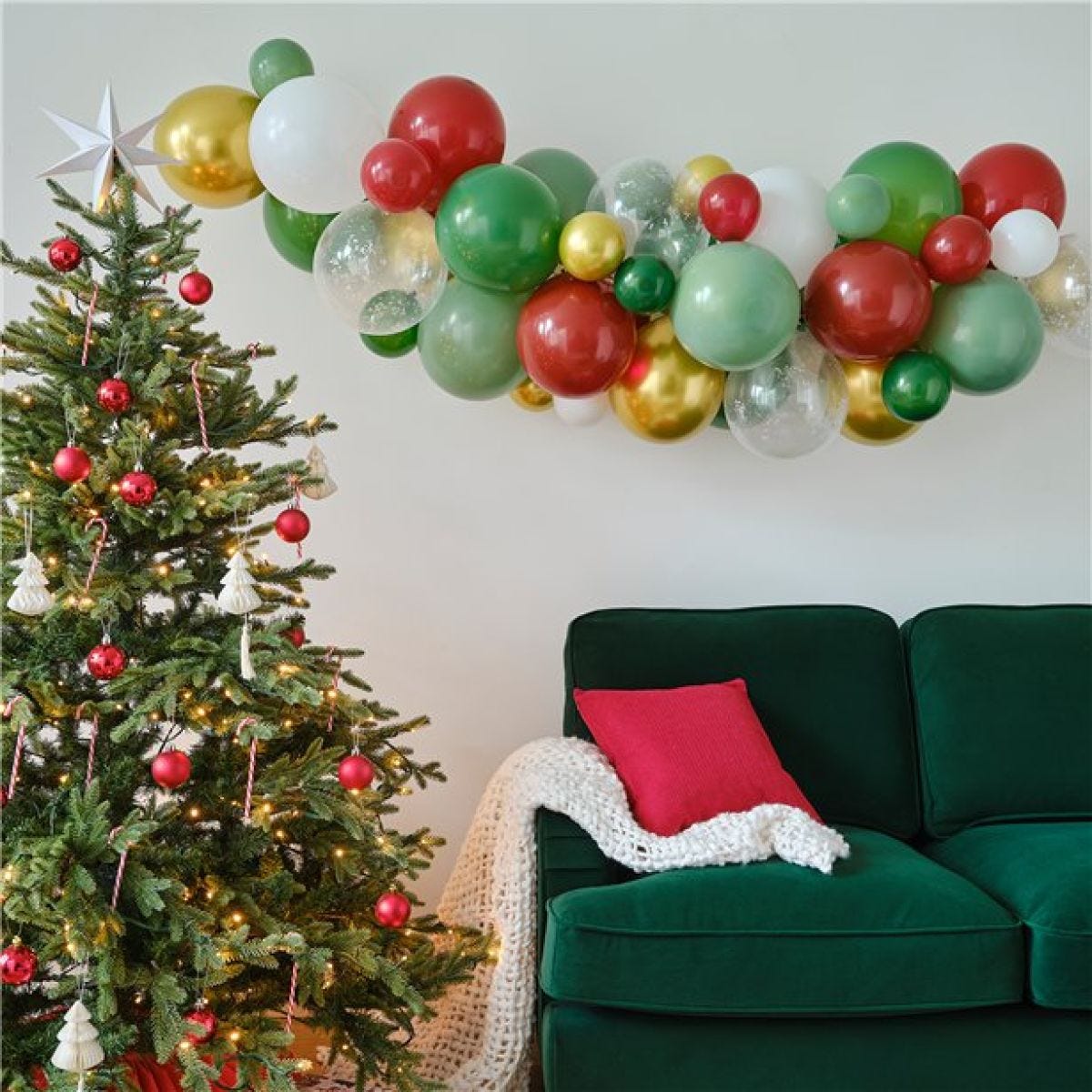 Festive Novetly Balloon Arch