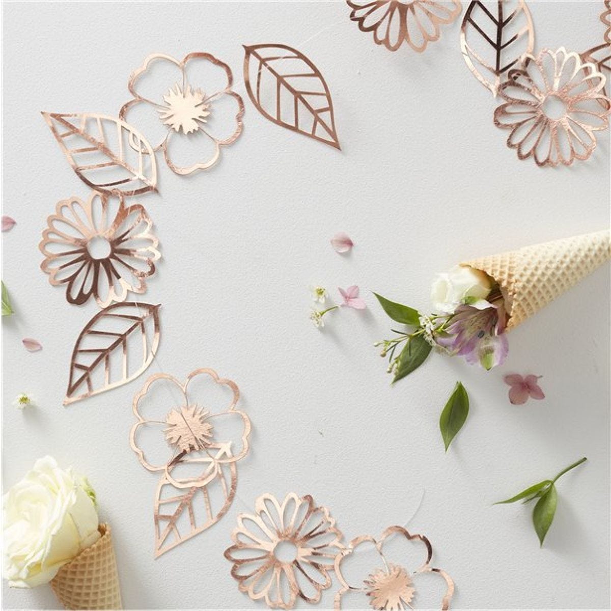 Ditsy Floral Rose Gold Foiled Flower Garland - 3m