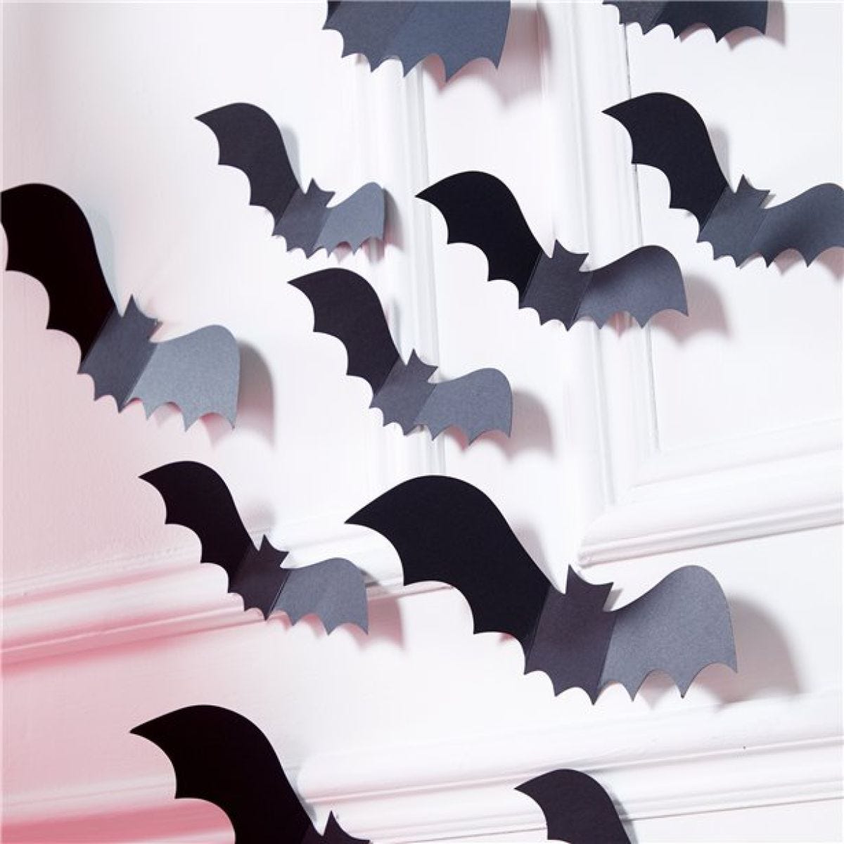 Black Bat Wall Cutouts (30pk)