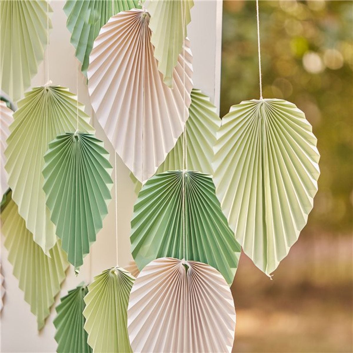 Mix It Up Mint Palm Backdrop