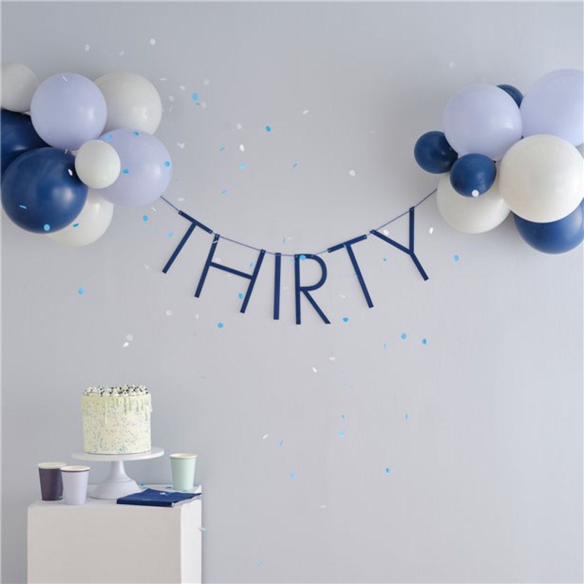 Mix it up Blue &apos;Thirty&apos; Banner and Latex Balloons