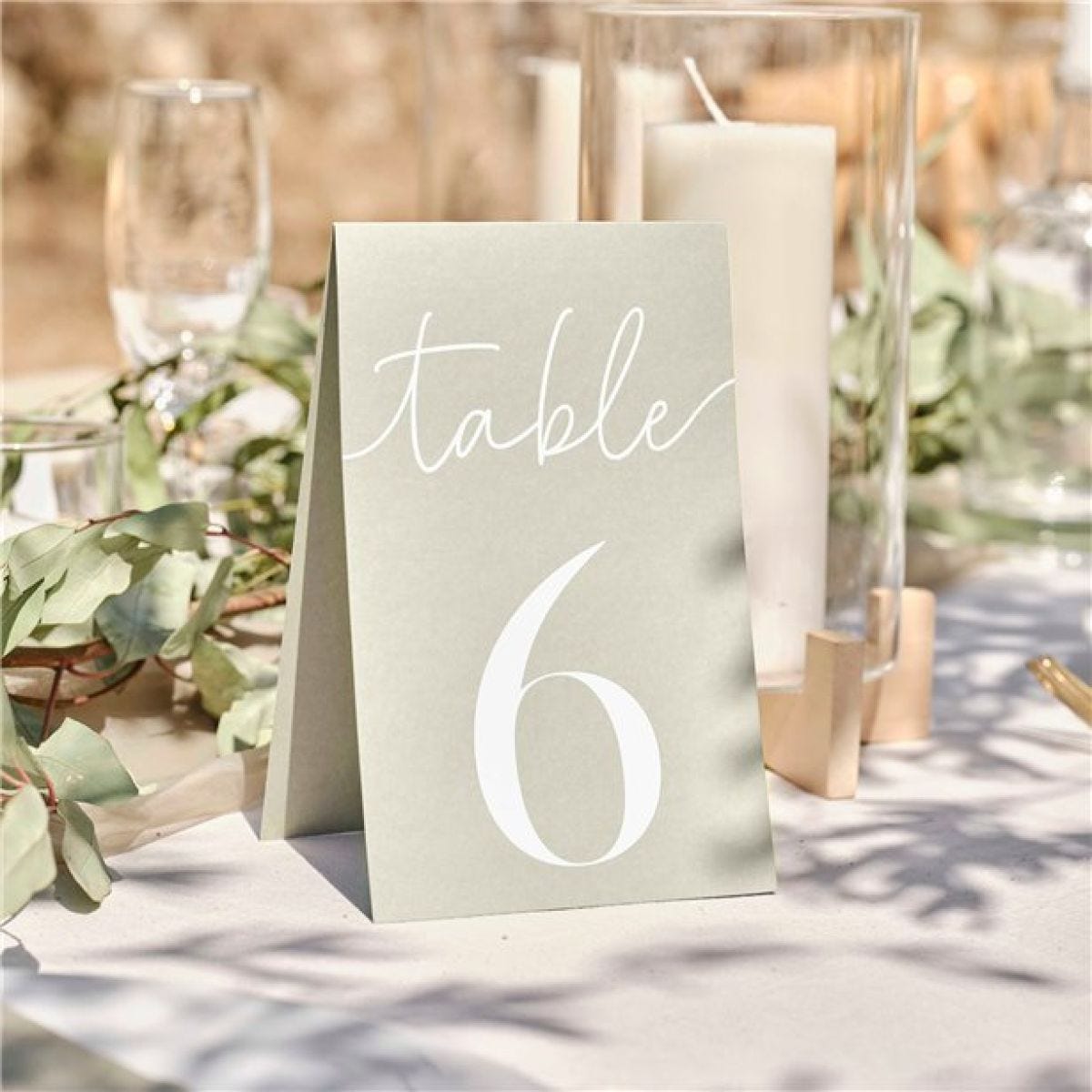 Secret Garden Wooden Easel with Card Table Numbers