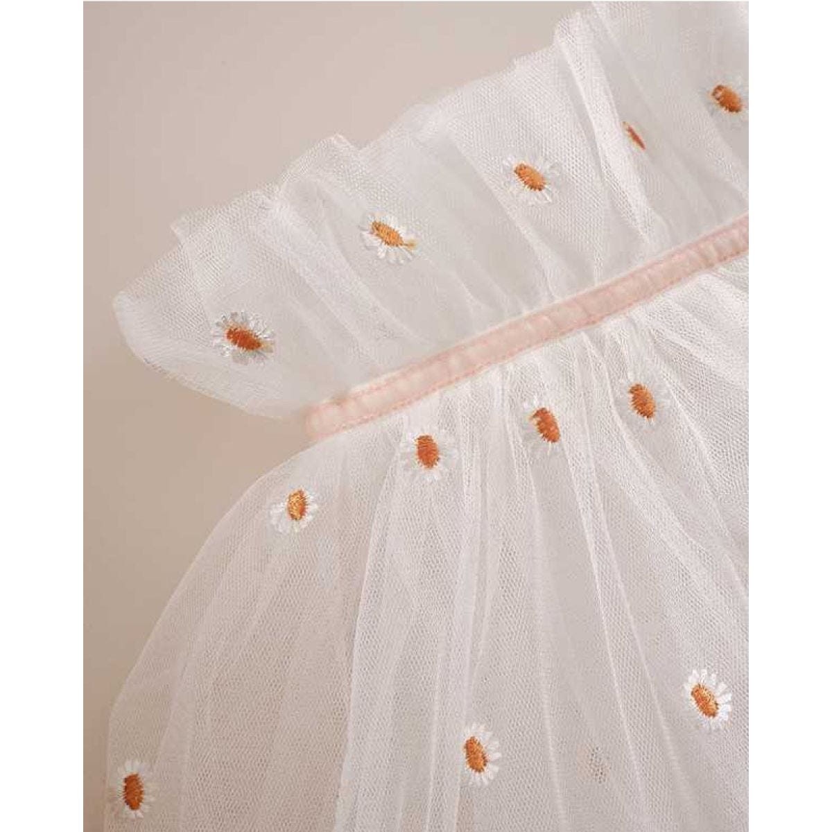 Daisy Cape
