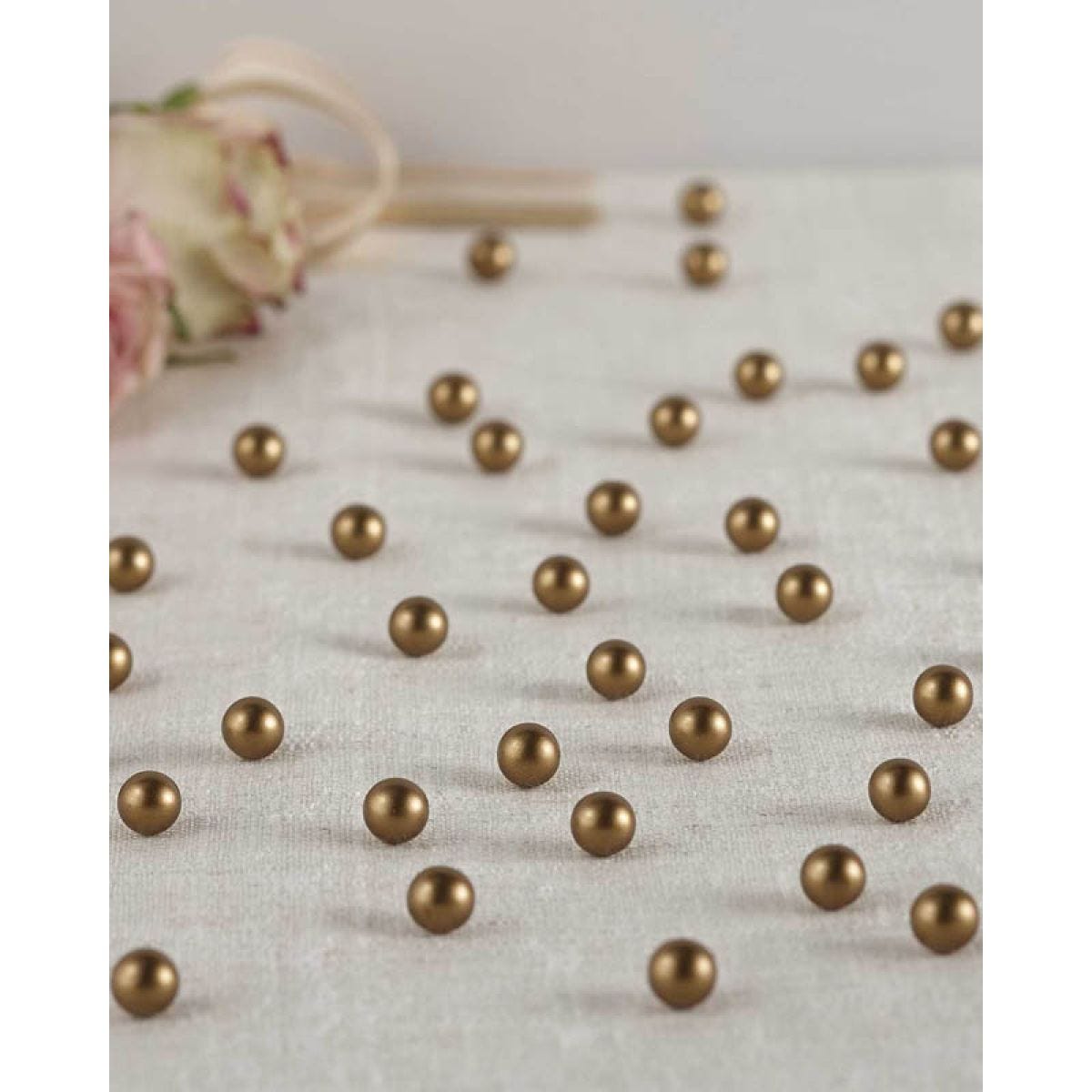 Matte Gold Table Pearls (134pk)