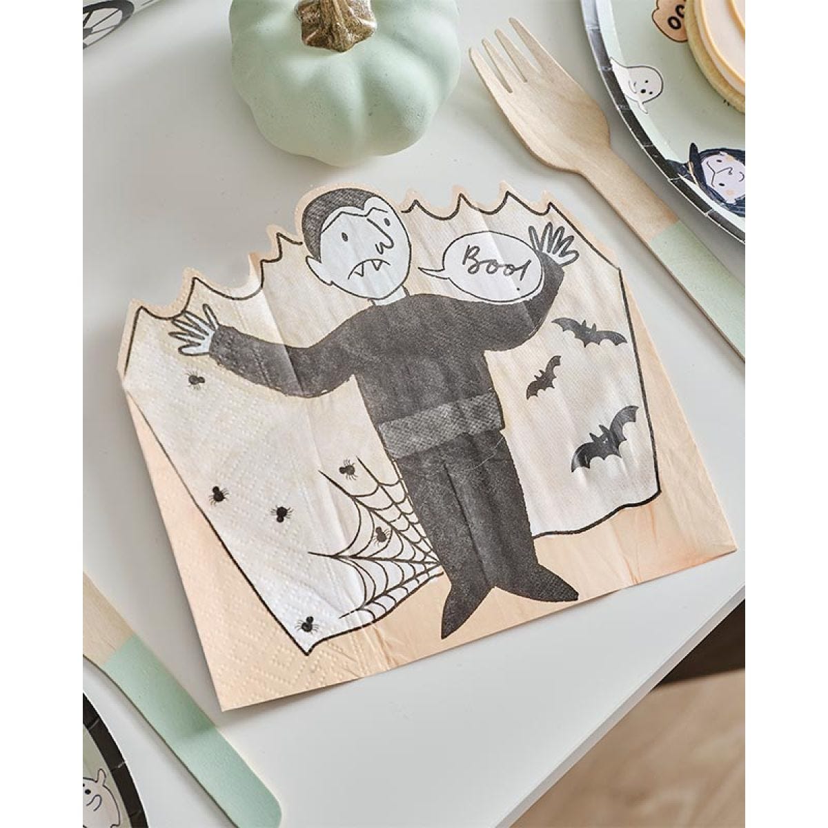 Fold out Dracula Paper Napkins (16pk)