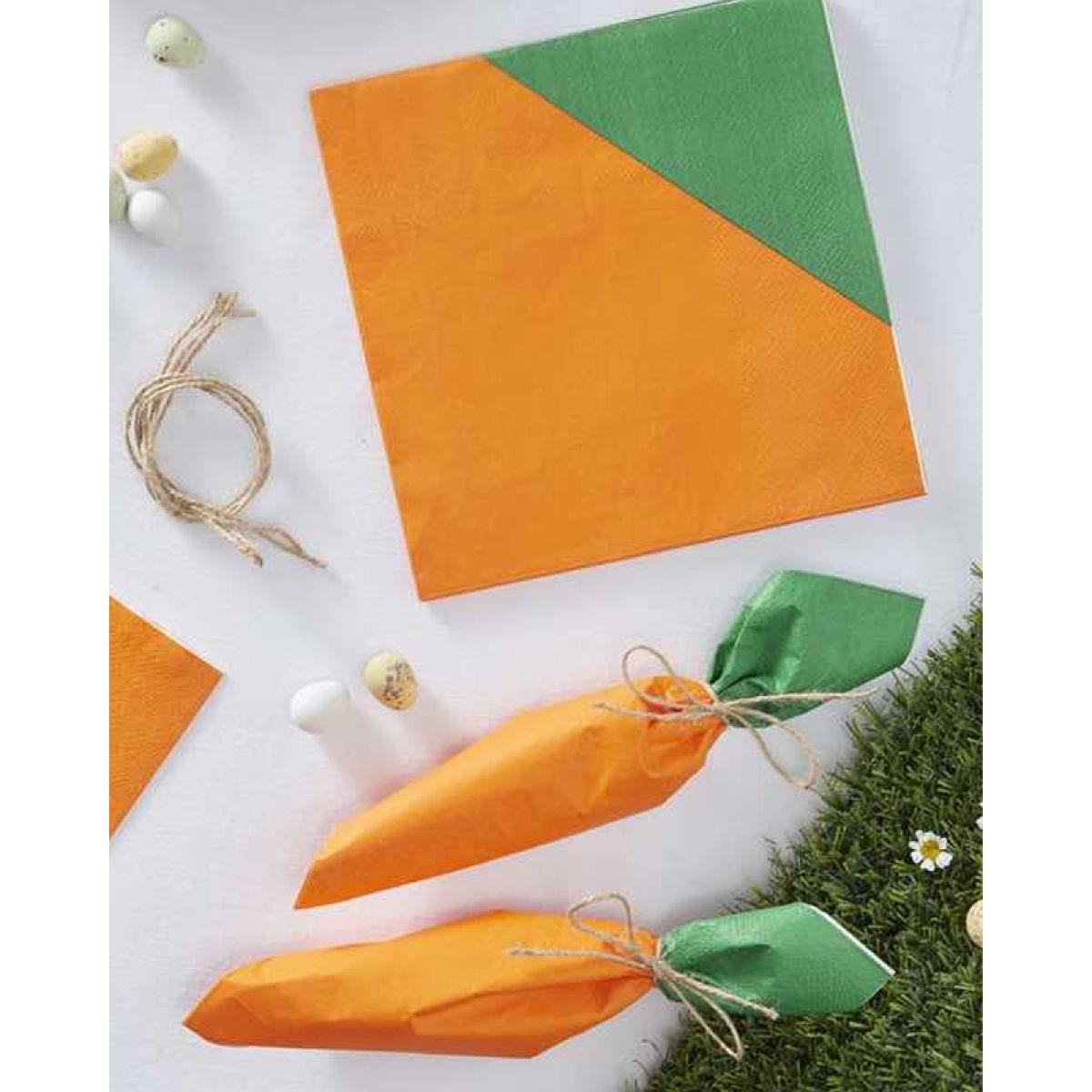 Hoppy Easter Carrot Napkins with Twine Decoration - 33cm (16pk)