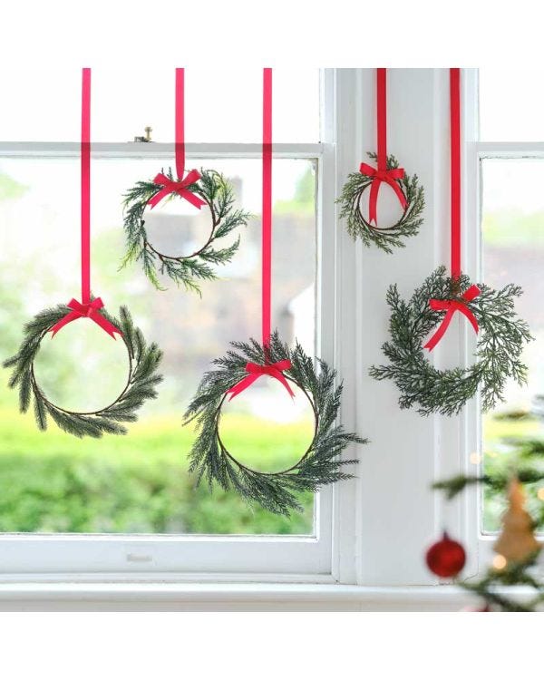 Christmas Foliage Wreath Hanging Decorations (5pk)